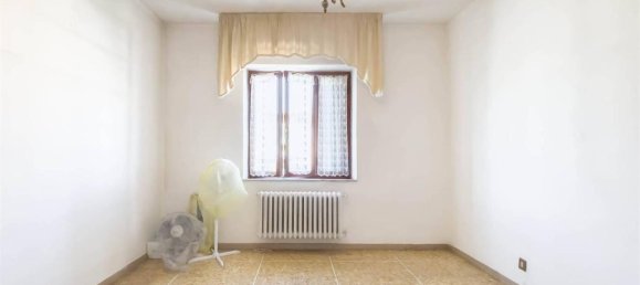 6-Zimmer Wohnung in Sarzana, Italy, Nr. 36006 64