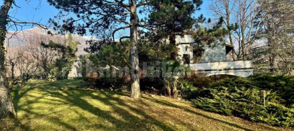 3 bedrooms Villa in Graglia, Italy No. 136923 8