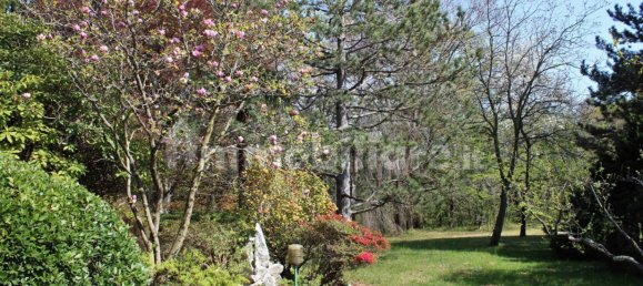 3 bedrooms Villa in Graglia, Italy No. 136923 5