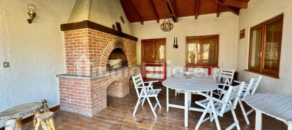 3 bedrooms Villa in Graglia, Italy No. 136923 13