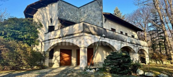 3 bedrooms Villa in Graglia, Italy No. 136923 35