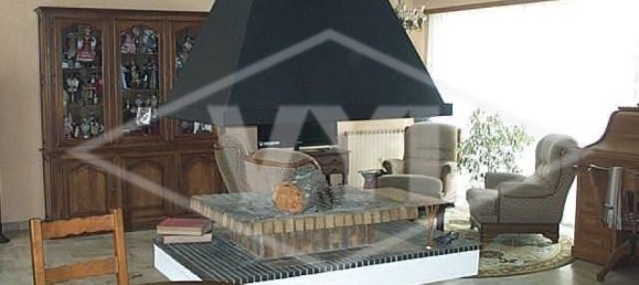 Дом с 3 спальнями в Комб-ла-Виль, Франция № 317328 3