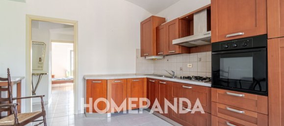 3 rooms Apartment in Turin, Italy No. 315869 8