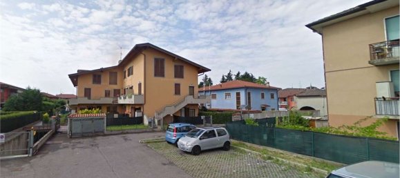 5-salle Appartement à Terno d'Isola, Italy No. 182803 2