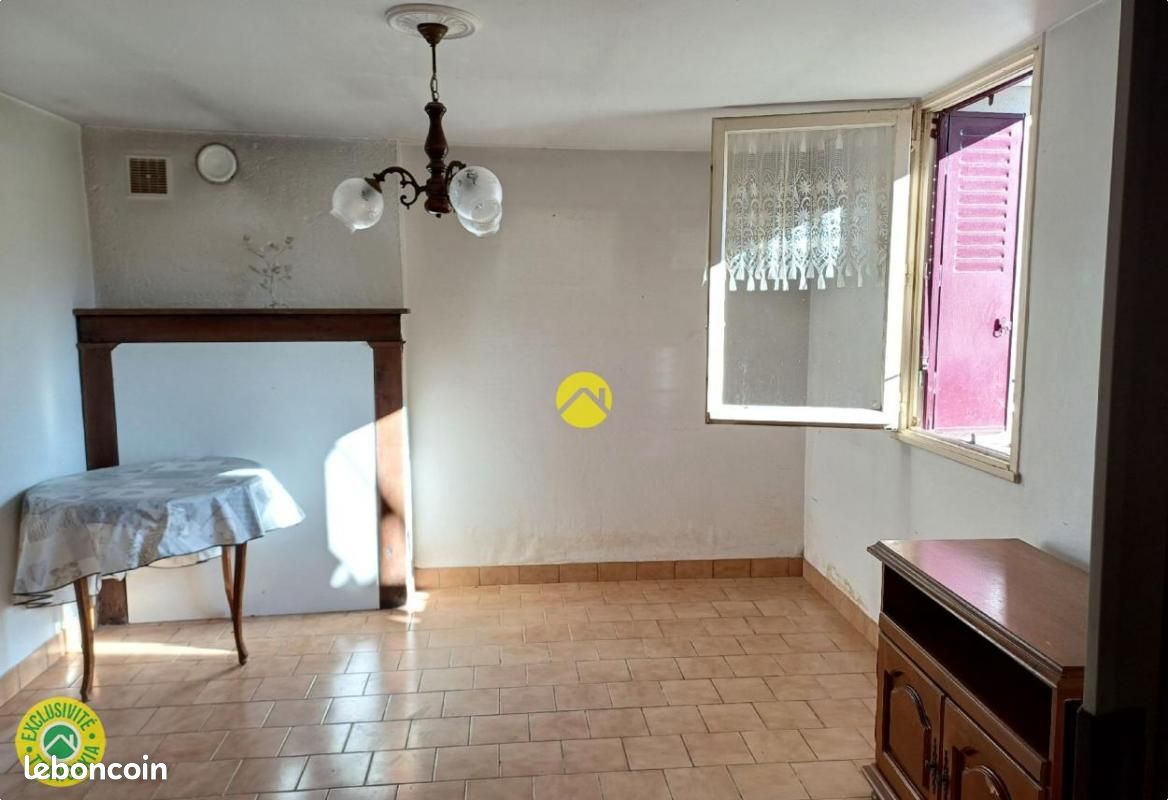 Дом с 1 спальней в Шаро, Франция № 50088