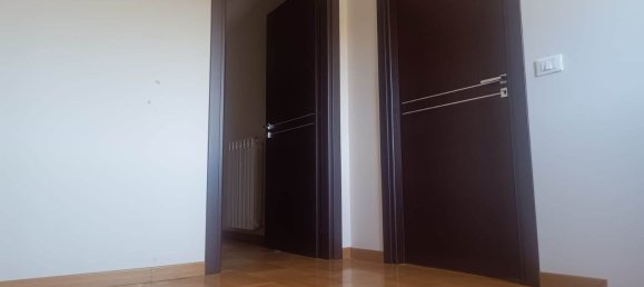 7 غرف نوم شقة في Rovito, Italy رقم 375227 19