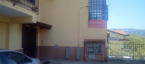 7 غرف نوم شقة في Rovito, Italy رقم 375227 5