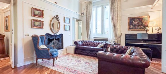 6 rooms Apartment in Milan, Italy No. 378794 2