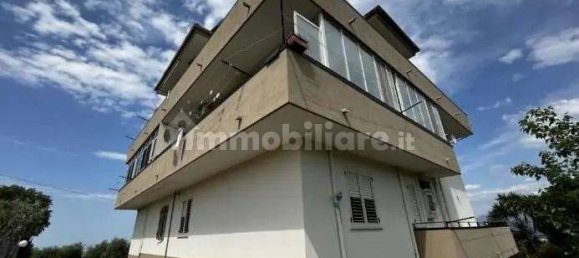 3 Schlafzimmer Wohnung in Battipaglia, Italy, Nr. 225030 5