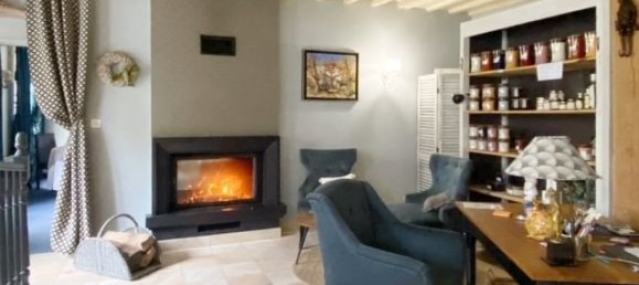 Gewerbliche Immobilie in Compiegne, France 200m², Nr. 272652 8