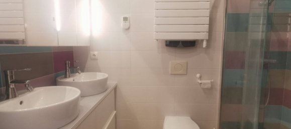 Casa de 5 dormitorios en Cesson, France No. 328057 11