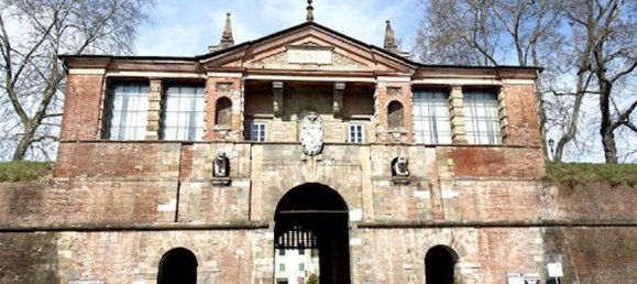 4 rooms House in Capannori, Italy No. 192436 16