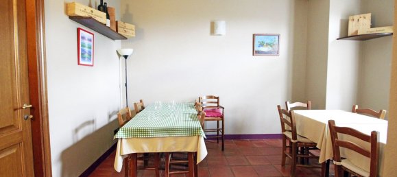 4 rooms House in Capannori, Italy No. 192436 26