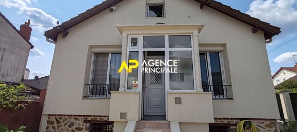 Casa de 3 dormitorios en Argenteuil, France No. 179751 3