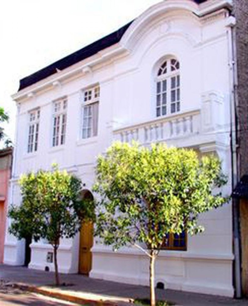 Casa de 10 dormitorios en Santiago, Chile No. 5424