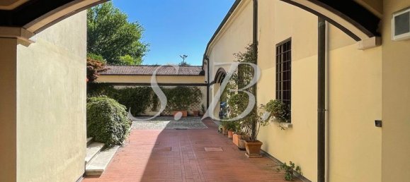 6 غرف نوم منزل في Mantua, Italy رقم 361225 6