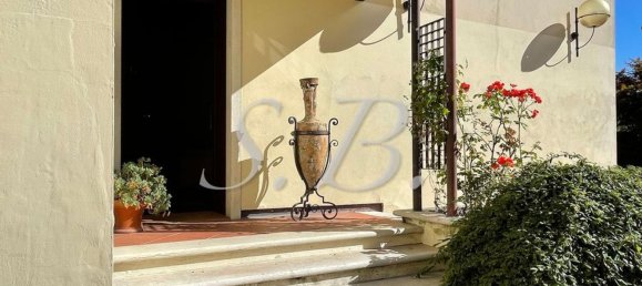 6 غرف نوم منزل في Mantua, Italy رقم 361225 7