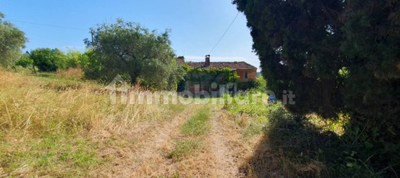 6 bedrooms House in Macerata, Italy No. 310751 5