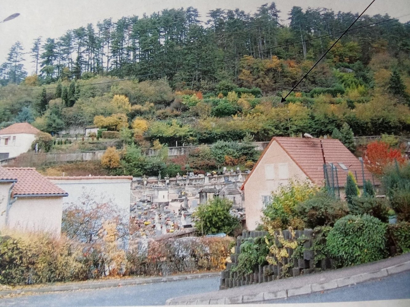 Земельный участок 3478м² в Ле-Крёзо, Франция № 263254