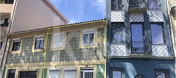 170m² Building in Porto, Portugal No. 31276 7