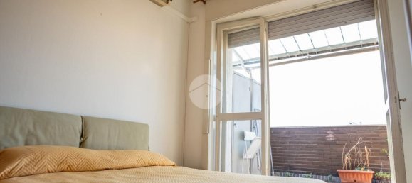 2-salle Appartement à Rho, Italy No. 330399 17