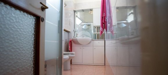 2-salle Appartement à Rho, Italy No. 330399 15