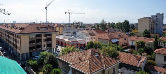 2-salle Appartement à Rho, Italy No. 330399 22