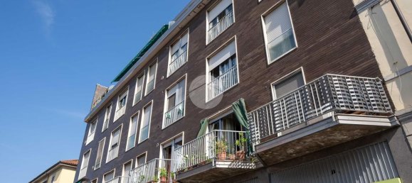 2-salle Appartement à Rho, Italy No. 330399 27