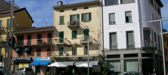 4 rooms Office in Omegna, Italy No. 131195 3