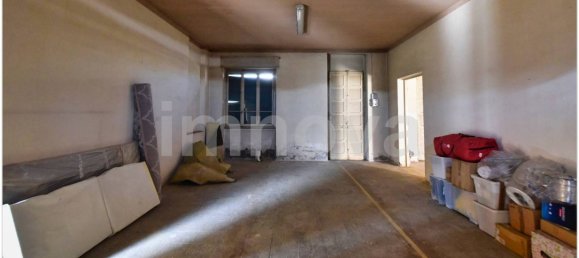 3 Schlafzimmer Haus in Seveso, Italy, Nr. 132437 17