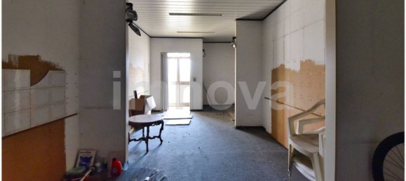 3 Schlafzimmer Haus in Seveso, Italy, Nr. 132437 20