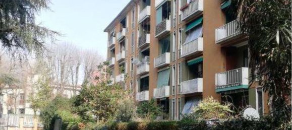 Квартира с 2 комнатами в Милан, Италия № 246435 6