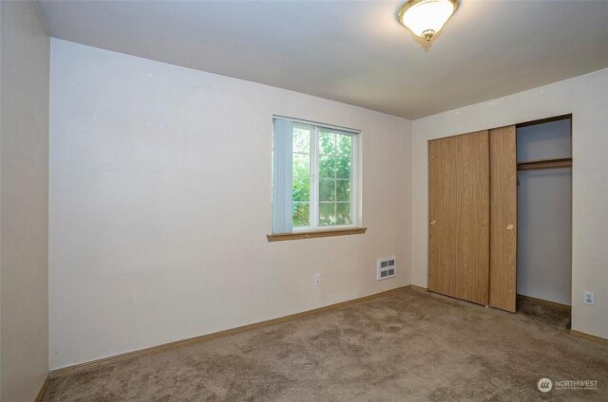 3 bedrooms House in Yelm, USA No. 438836