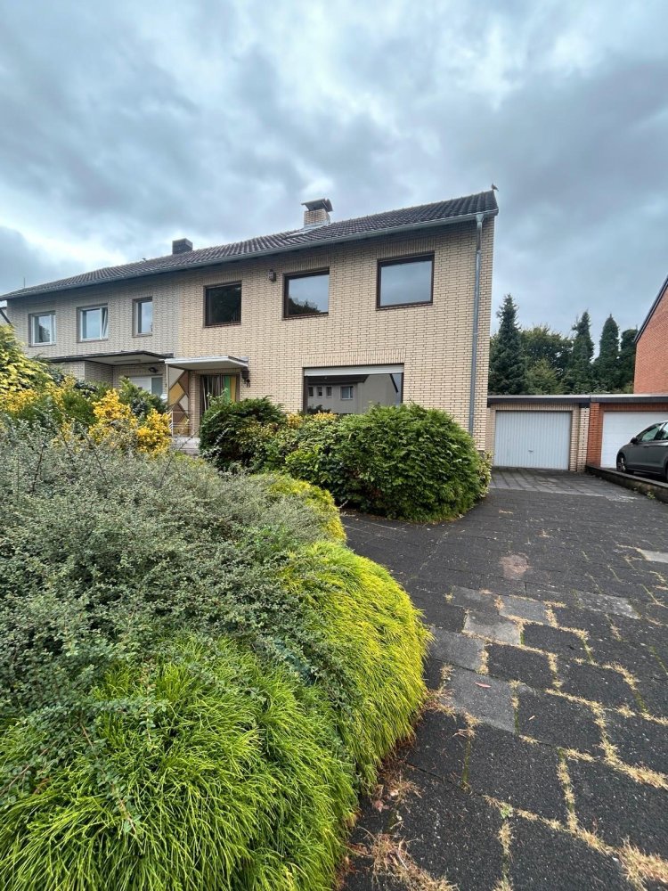 3 bedrooms Townhouse in Rhein-Erft, Germany No. 367346