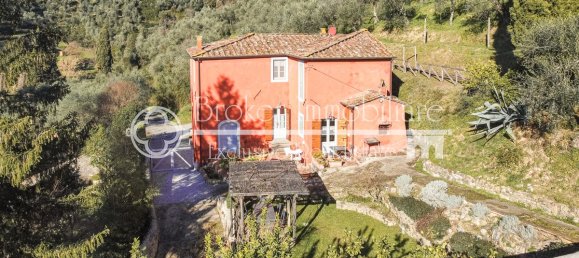 3 غرف نوم فيلا في Massarosa, Italy رقم 143020 32