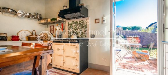 3 غرف نوم فيلا في Massarosa, Italy رقم 143020 15