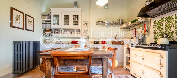 3 غرف نوم فيلا في Massarosa, Italy رقم 143020 13