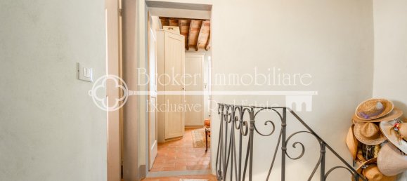 3 غرف نوم فيلا في Massarosa, Italy رقم 143020 18