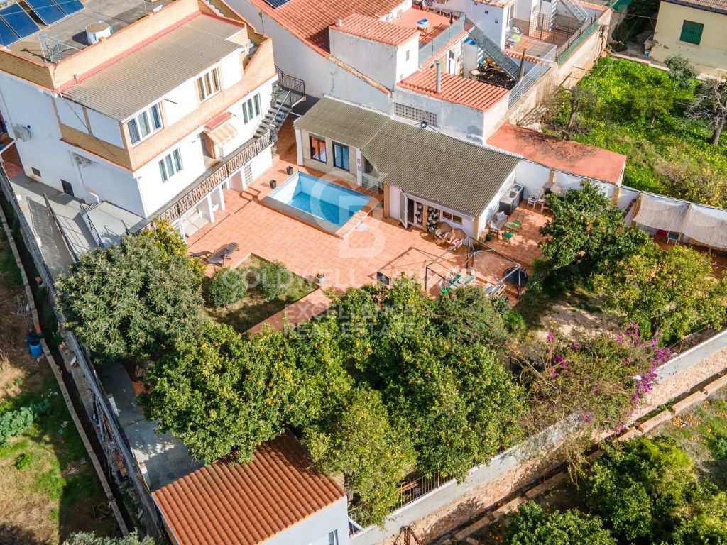 Propriété commerciale à Paterna, Spain 320m² No. 154186