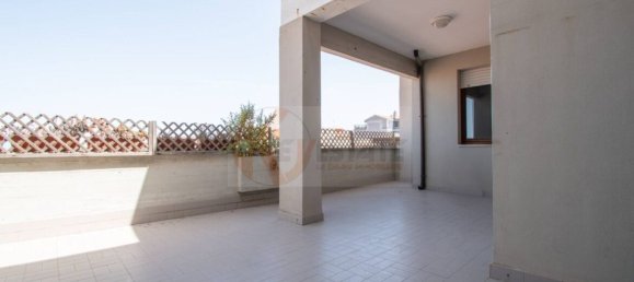 5 bedrooms Penthouse in Sassari, Italy No. 277104 3