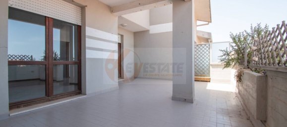 5 bedrooms Penthouse in Sassari, Italy No. 277104 4