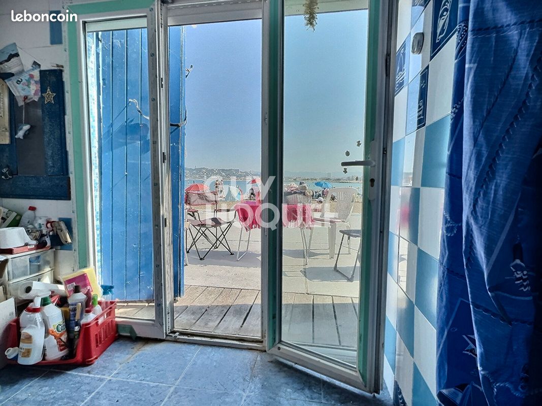 1 bedroom Duplex in Marseille, France No. 334838