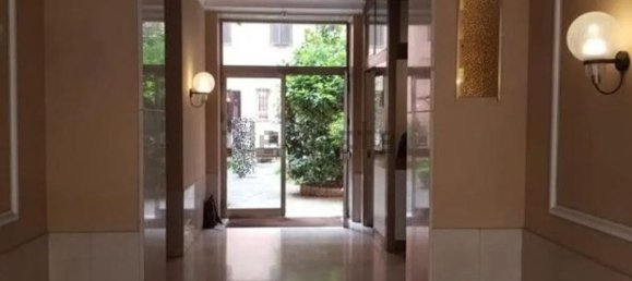 2 rooms Apartment in Rome, Italy No. 202433 6