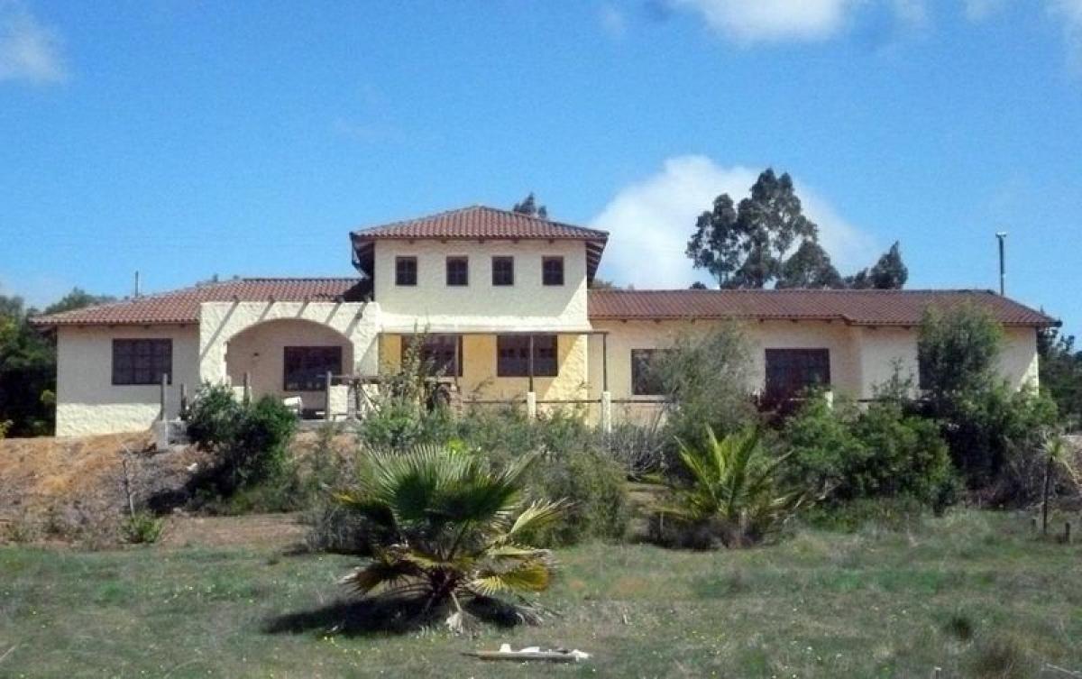 4 bedrooms Land in Valparaiso, Chile No. 983