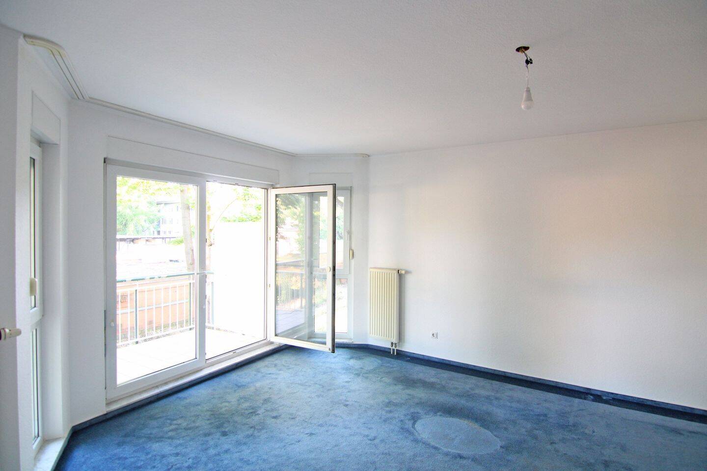 Квартира с 2 комнатами в Хакенфельде, Германия № 233929