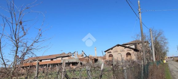 6 rooms House in Modena, Italy No. 286320 5