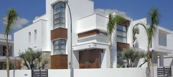 5 bedrooms House in Larnaca, Cyprus No. 6529 5
