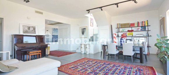 Penthouse T3 em Rome, Italy N.º 332851 4