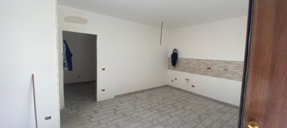 3 rooms Apartment in San Benedetto Val di Sambro, Italy No. 201131 2