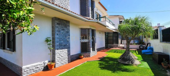 5 bedrooms House in Cascais, Portugal No. 133329 3